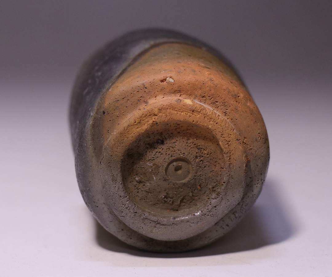 金重有邦 作 「伊部ぐい呑」 ～備前焼専門卸小売店 川口陶楽苑～