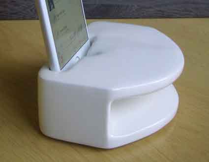 電源不要 アイフォン6専用スピーカー! トーキホーン♪陶器製!冴え