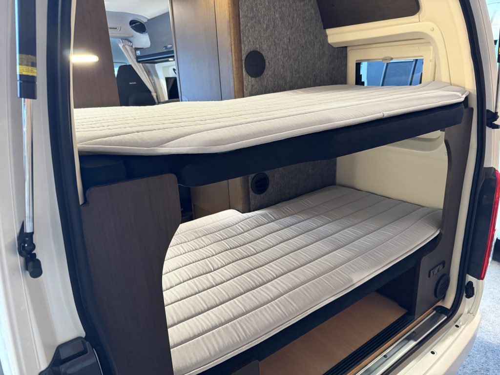 ふとんファクトリーコラボ商品】トイ製キャンピングカー専用敷パッド