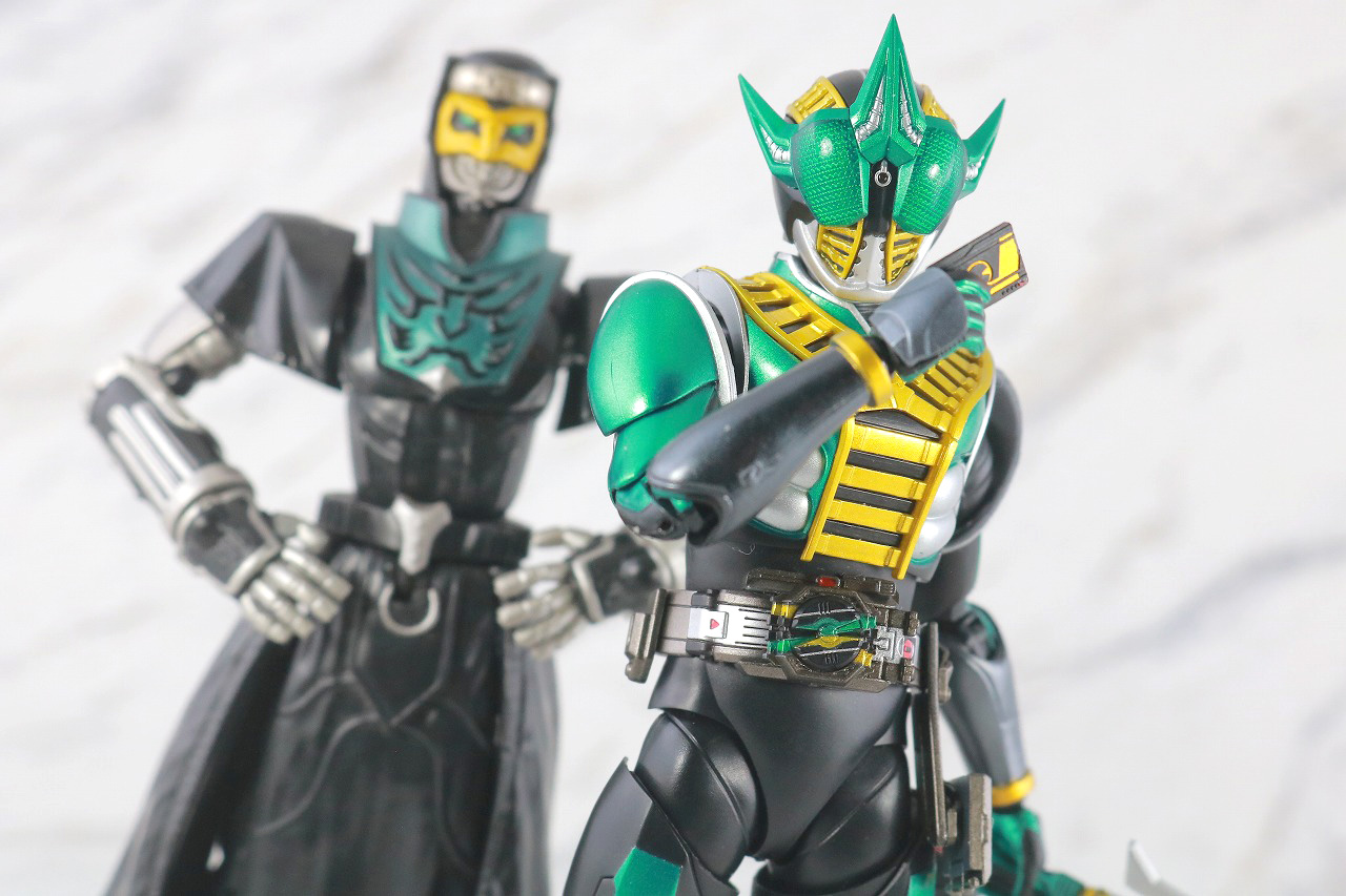 S.H.フィギュアーツ 仮面ライダーゼロノス アルタイルフォーム 真骨彫