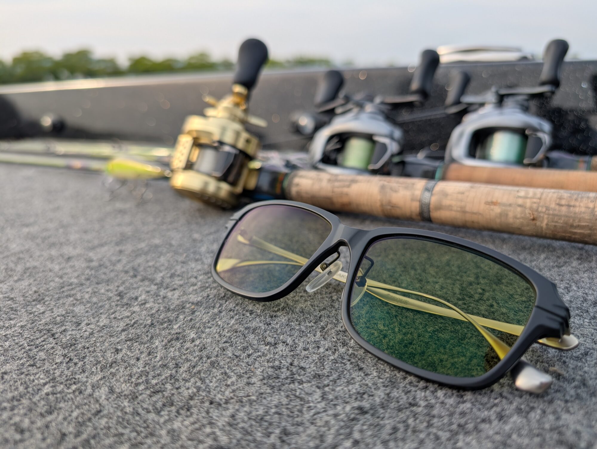 新製品紹介】ゼクー『JAKE』偏光サングラスの驚きの機能と魅力を徹底