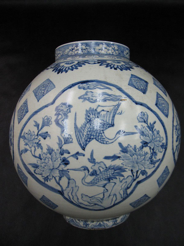 楽天市場】李朝 青花窓絵牡丹鶴文壺 高さ約33cm 韓国 朝鮮 陶磁器 希少