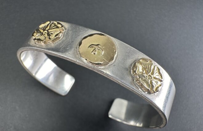 楽天市場】ゴローズ goro's OLD稀少 Wローズ平打ちブレス (S) バングル