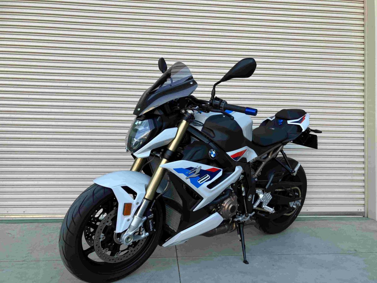 楽天市場】BMW S1000R スクリーン JファイターDC ブラック FEED SPORTS