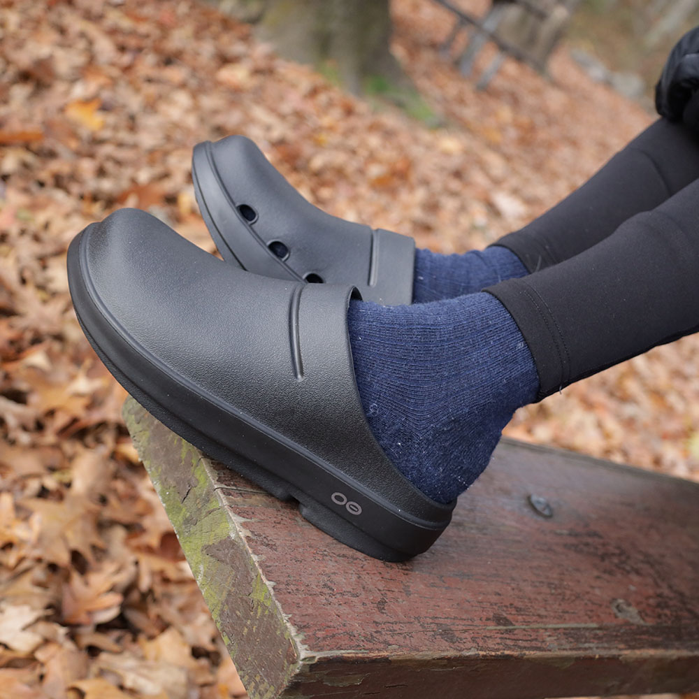 楽天市場】ウーフォス リカバリーサンダル OOFOS OOcloog ブラック