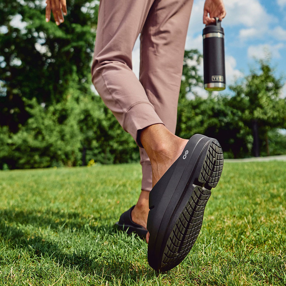 楽天市場】ウーフォス 厚底 リカバリーサンダル OOFOS OOmega OOahh 全