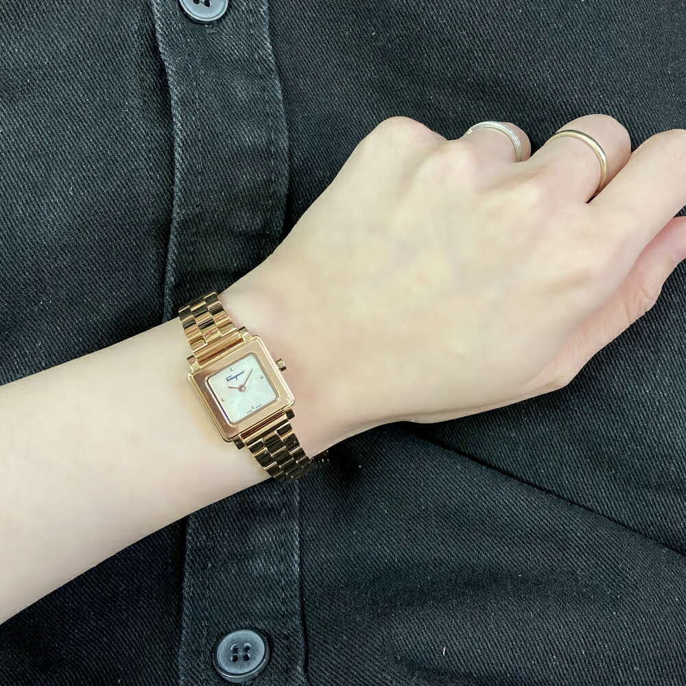 楽天市場】フェラガモ レディース 腕時計 手表 スクエア 20代 30代 40