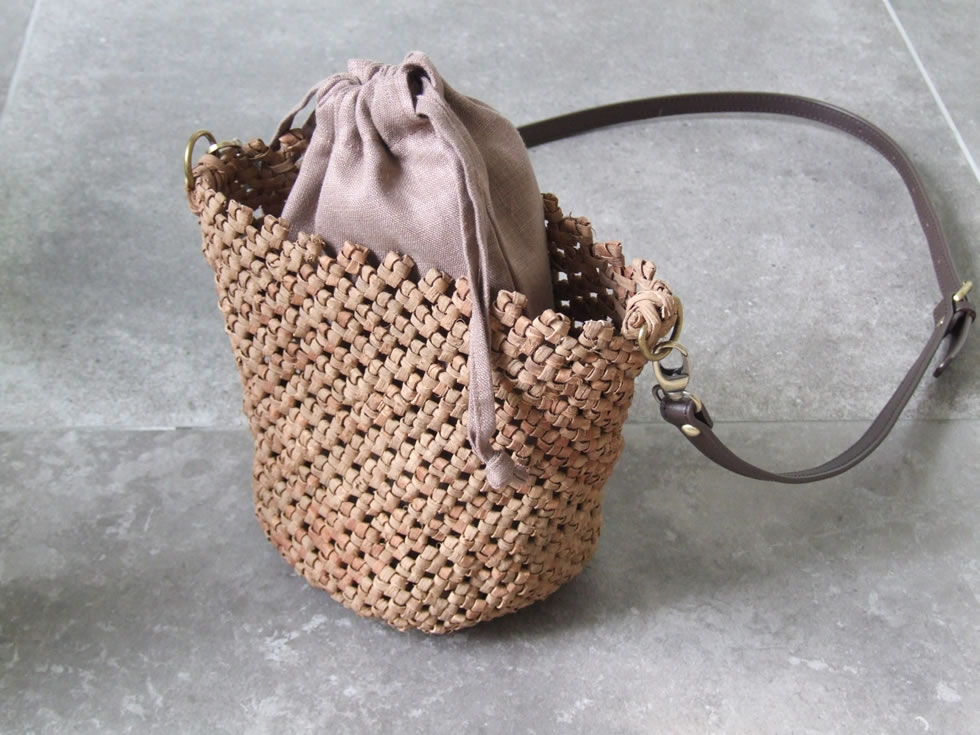 楽天市場】純国産 山葡萄かごバッグ 特上石畳編み5mm 本革ショルダー