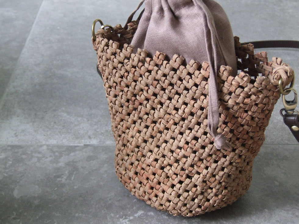 楽天市場】純国産 山葡萄かごバッグ 特上石畳編み5mm 本革ショルダー