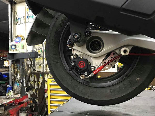 楽天市場】CF COMEFROM 4型・5型シグナスX CYGNUS X BW´S リアブレンボ