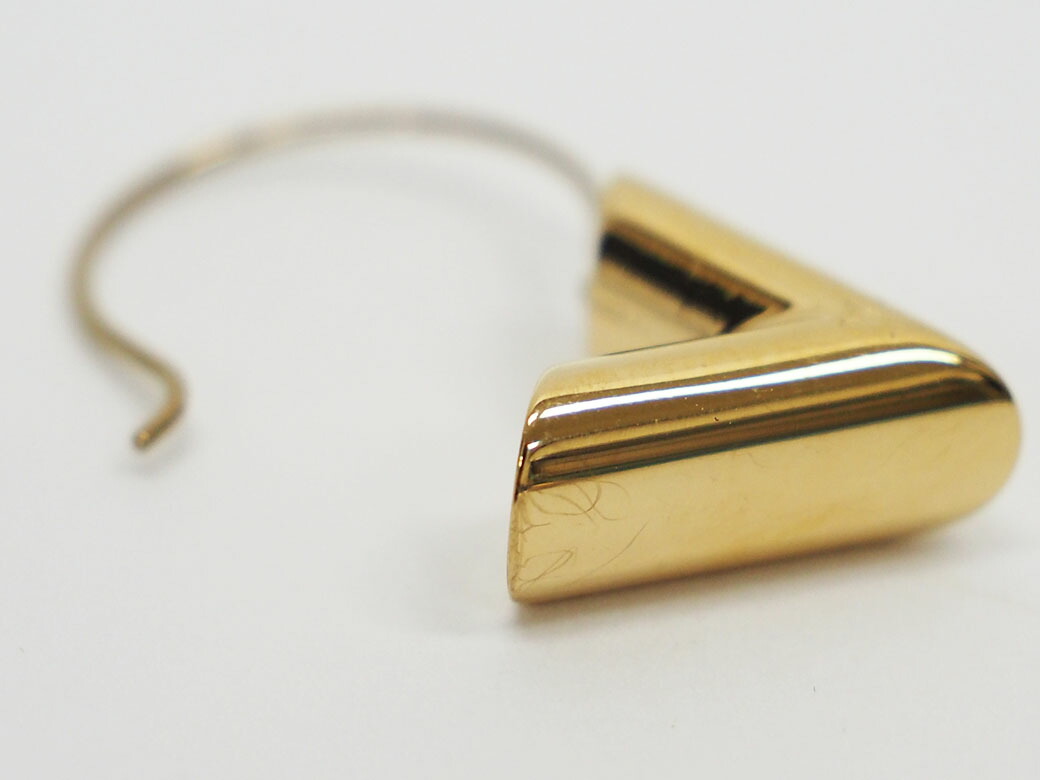 楽天市場】ルイヴィトン LOUIS VUITTON ピアス エセンシャルV M61088