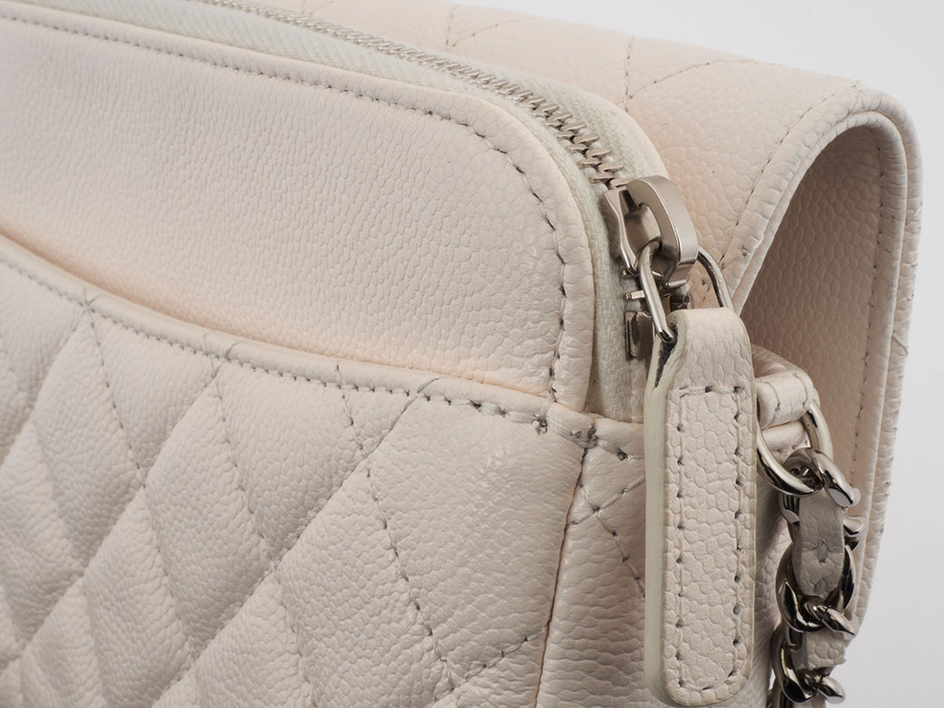 楽天市場】シャネル CHANEL マトラッセ フラップ フォンケース