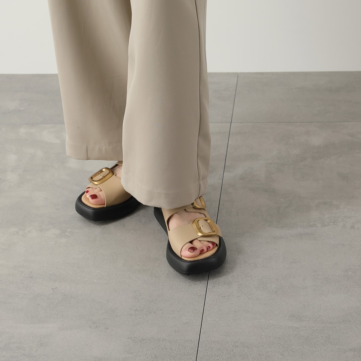 楽天市場】TODS トッズ レザーサンダル XXW11K0FH50 MID レディース