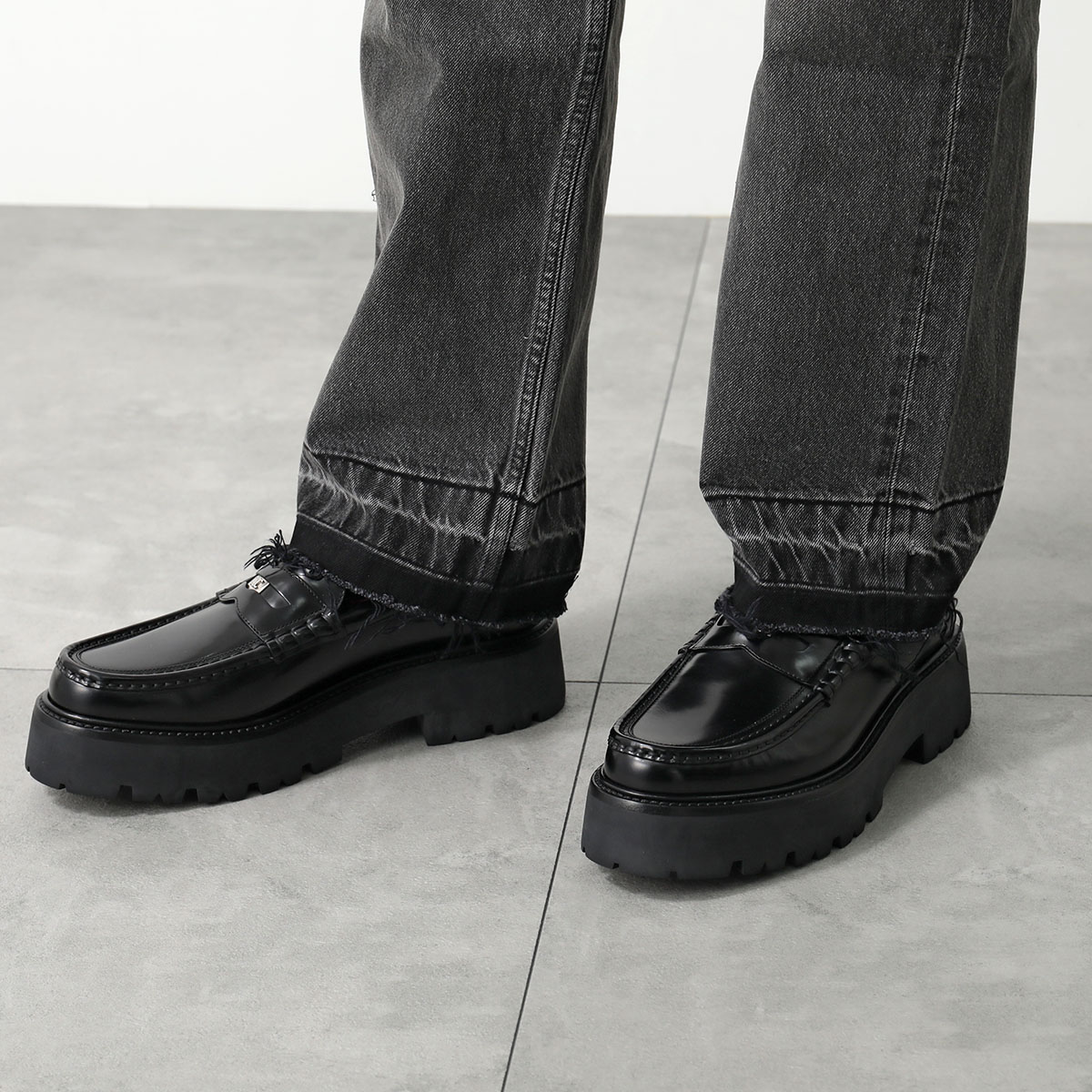 楽天市場】CELINE セリーヌ デニムパンツ Wesley ウェズリー 2N785947F