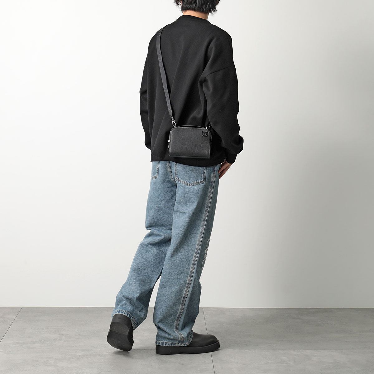 楽天市場】LOEWE ロエベ ショルダーバッグ MINI CAMERA ミニ カメラ