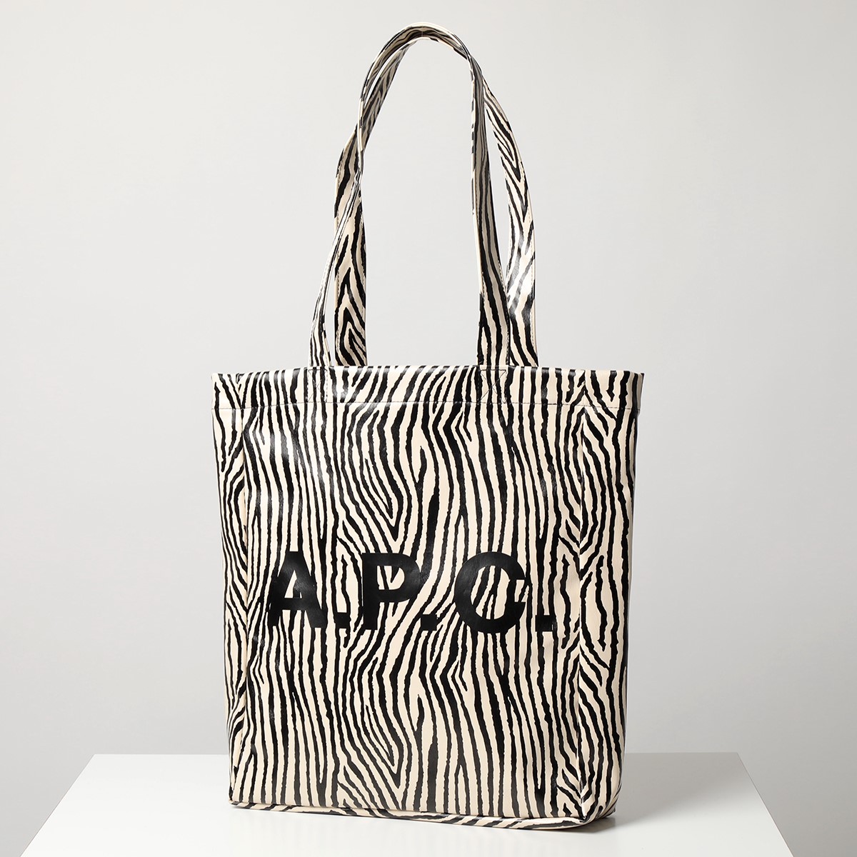 楽天市場】APC A.P.C. アーペーセー バッグ Lou PUAAV M61442