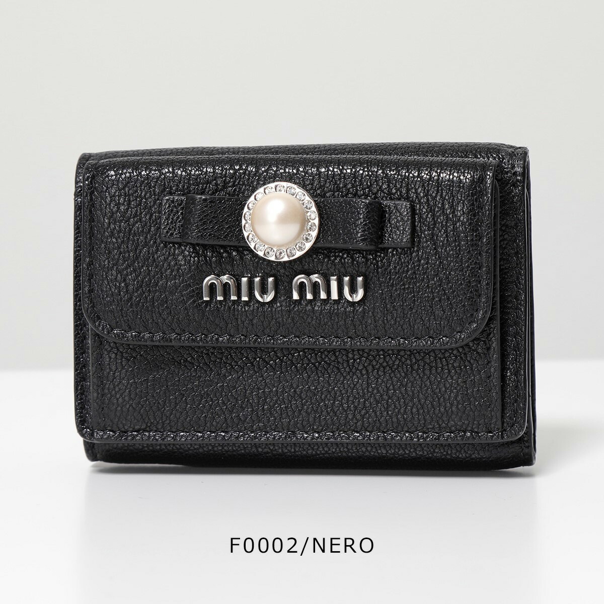 楽天市場】MIUMIU ミュウミュウ 三つ折り財布 MADRAS マドラス 5MH021