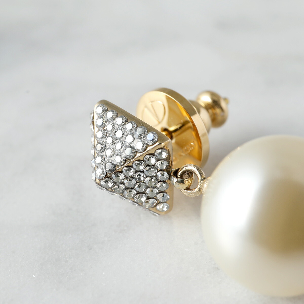 楽天市場】VALENTINO ヴァレンティノ ピアス 2W2J0P91 QVS レディース