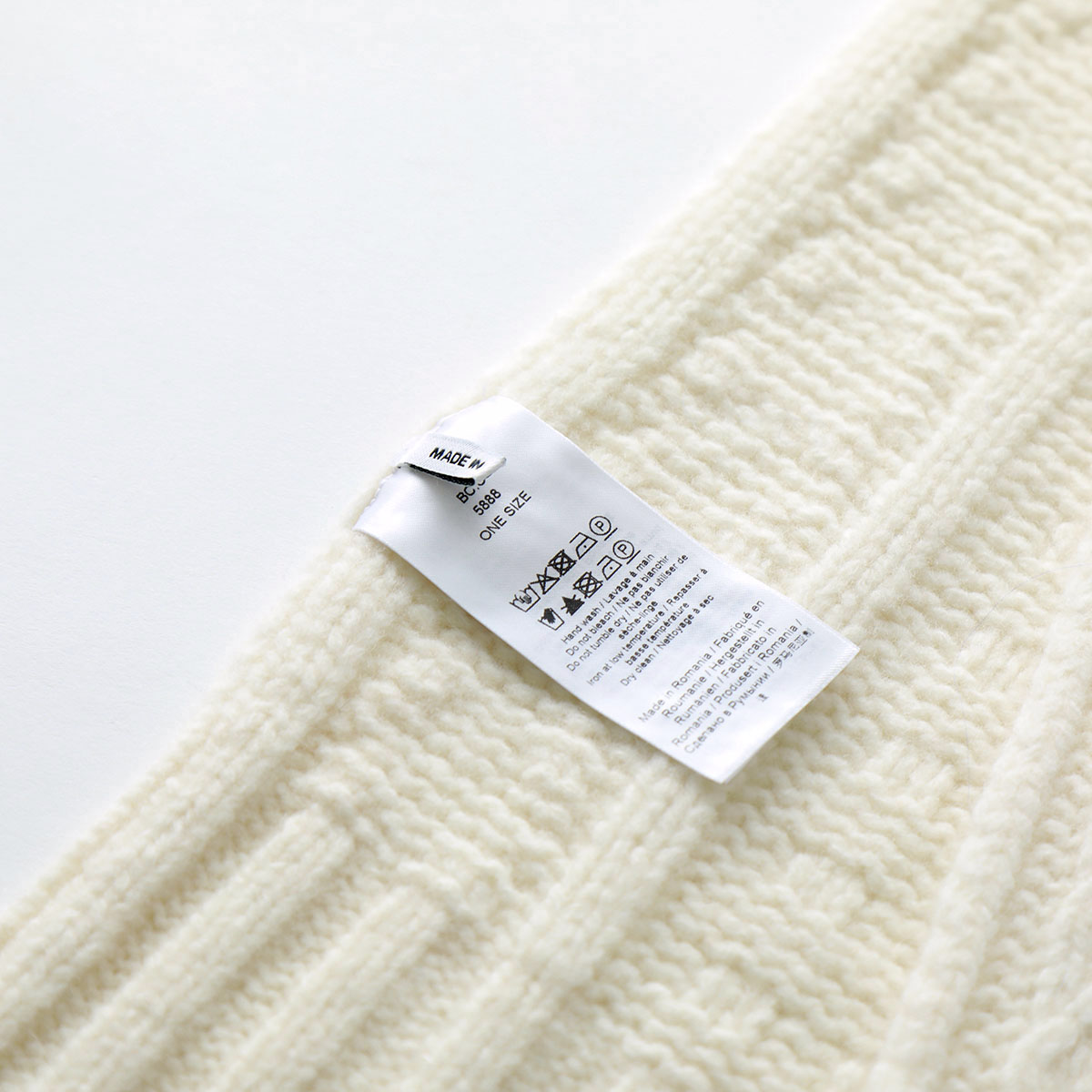 楽天市場】【15％OFFクーポン対象・3/4-20時～】GANNI ガニー マフラー