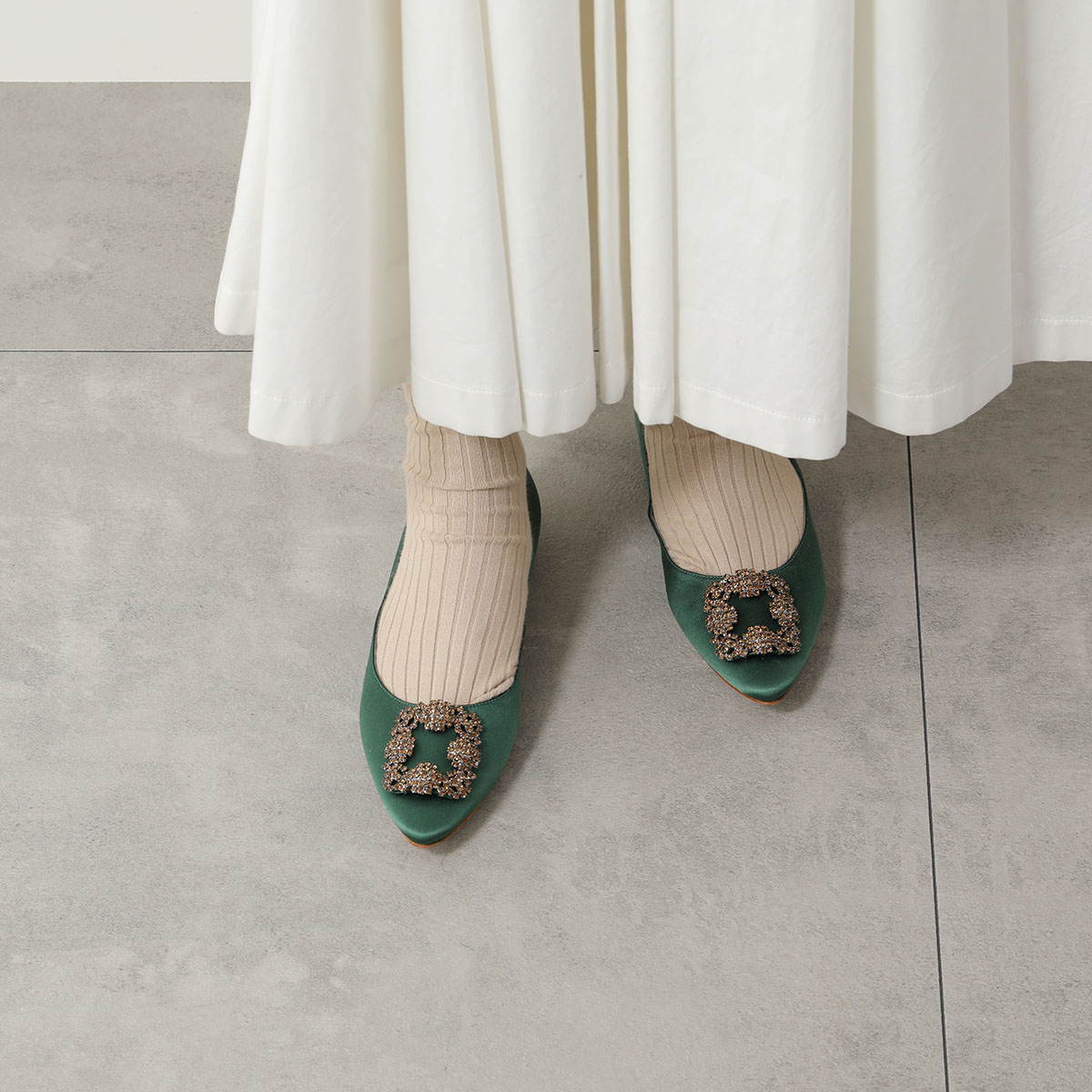 楽天市場】MANOLO BLAHNIK マノロブラニク パンプス HANGISIFLAT SMT