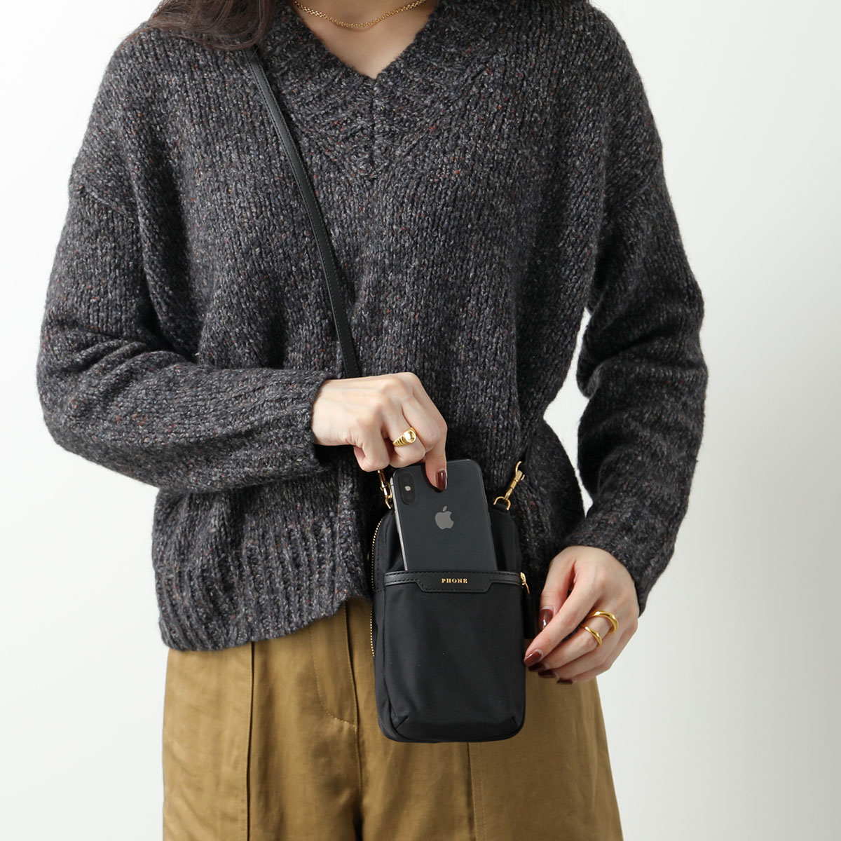 楽天市場】【最大2万円OFFクーポン対象・3/8限定】ANYA HINDMARCH