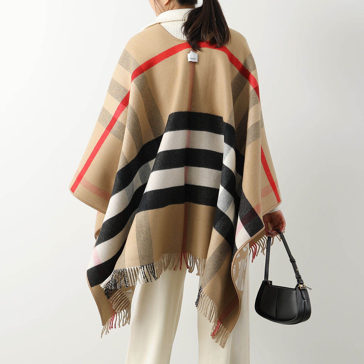 楽天市場】BURBERRY バーバリー ケープ ST TB HALF MEGA CAPE 8042219