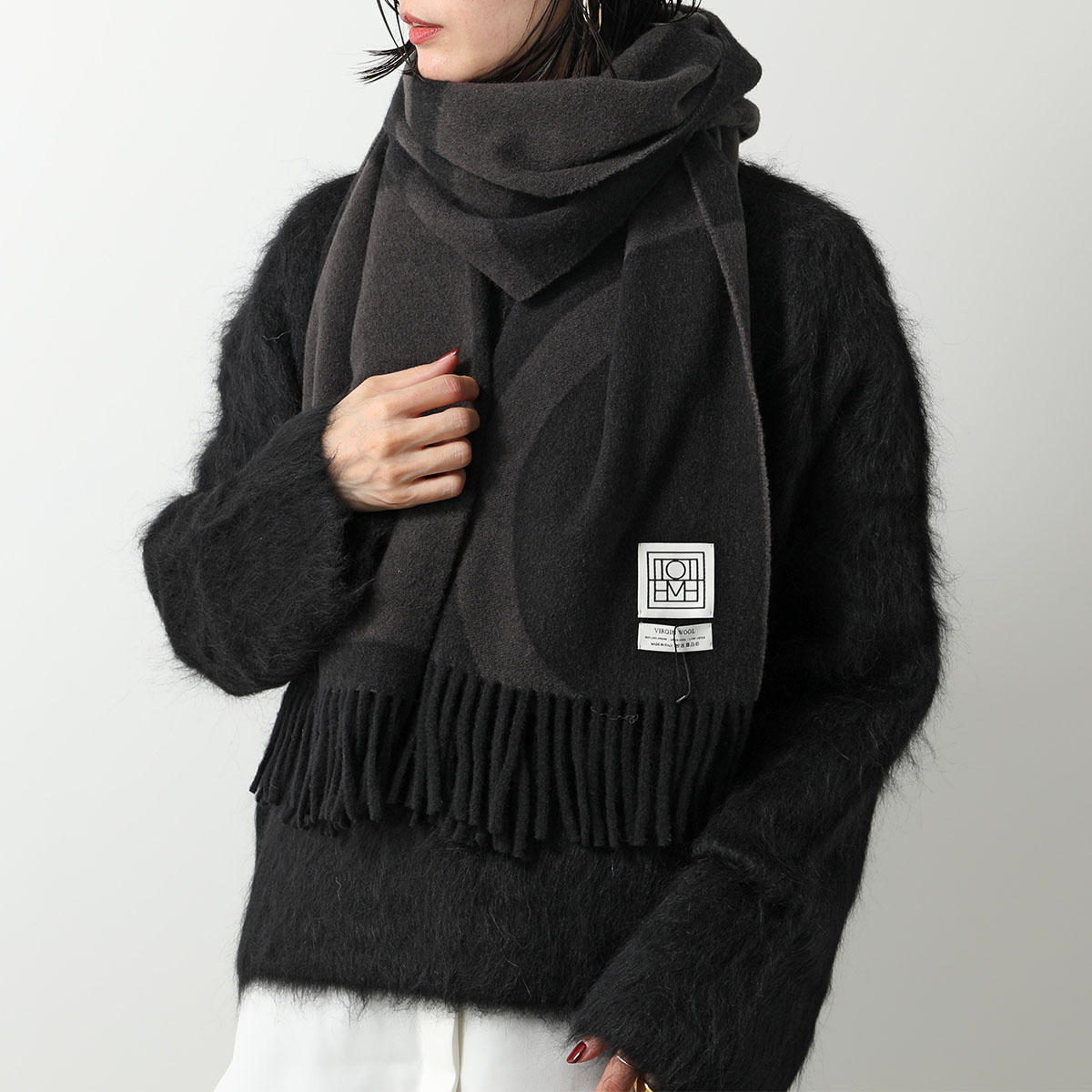 楽天市場】Toteme トーテム マフラー MONOGRAM JACQUARD WOOL SCARF
