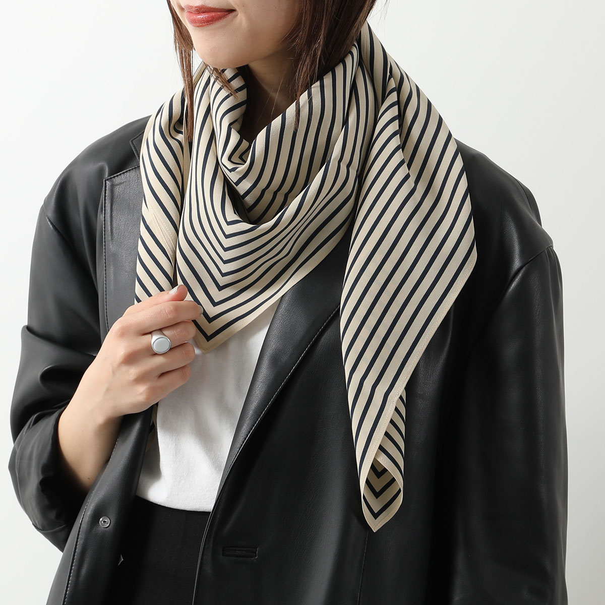 楽天市場】Toteme トーテム スカーフ SIGNATURE MONOGRAM SILK BLANKET