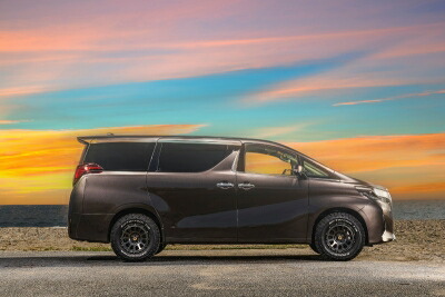 楽天市場】30 アルファード 2WD リフトアップサスペンション 轟 1台分