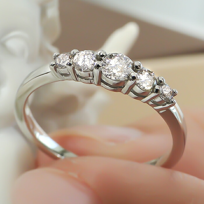 楽天市場】Pt900【0.30ctUP】ダイヤモンド リング 送料無料 代引手数料