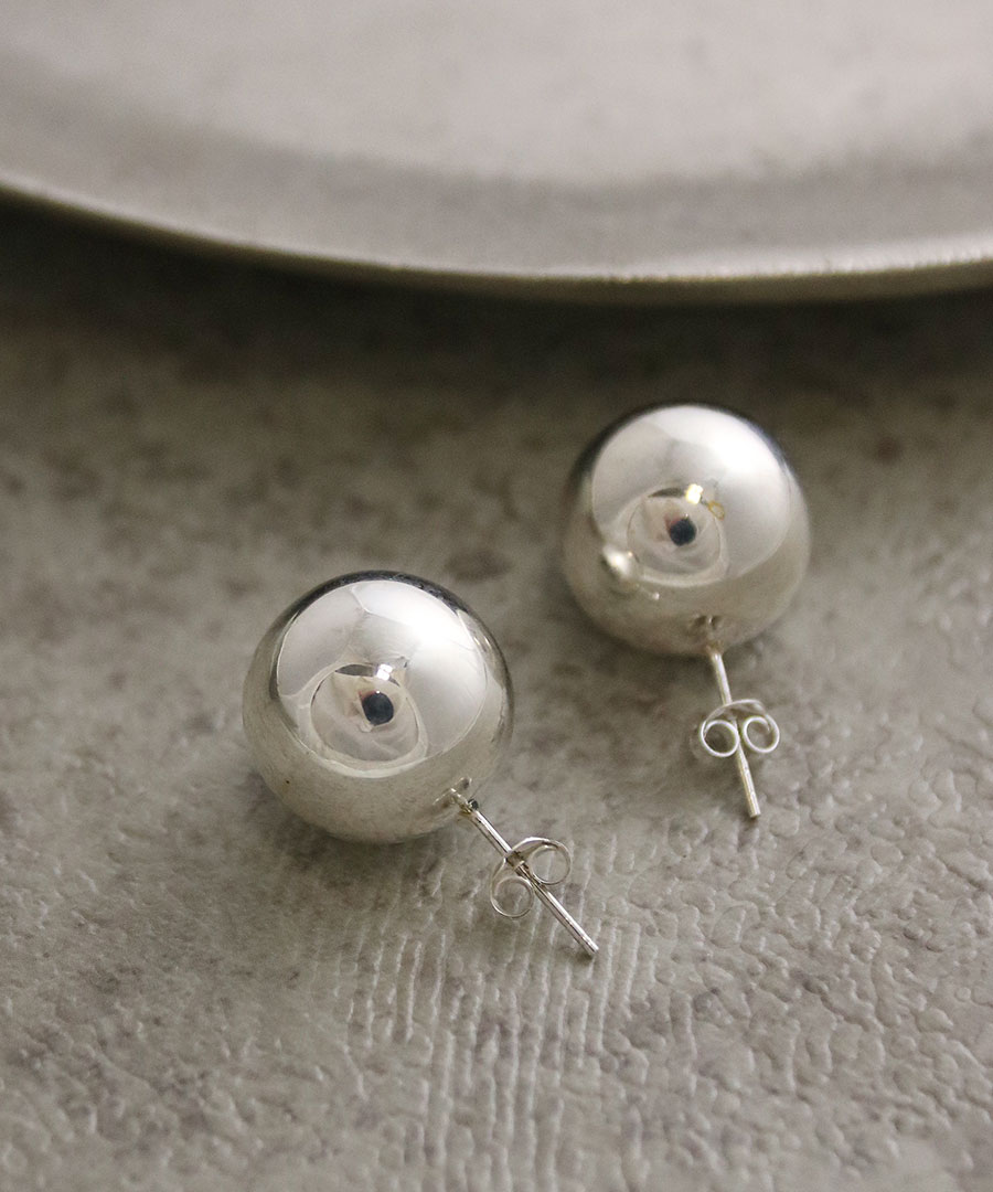 楽天市場】Silver925 ピアス ボール メタル 1.6cm シンプル 銀
