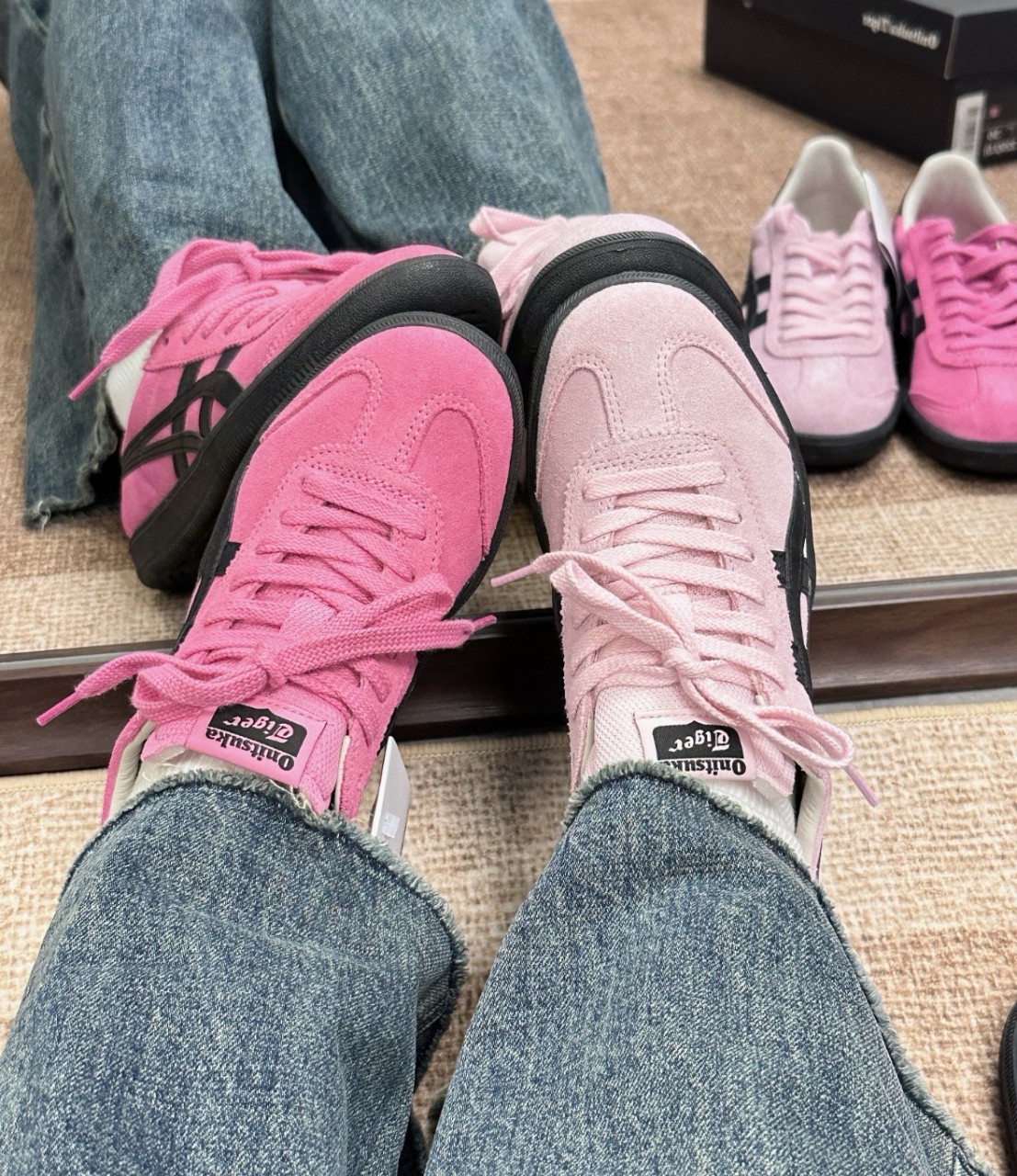 楽天市場】日本未発売 OnitsukaTiger tokuten Dark Pink Black Retro