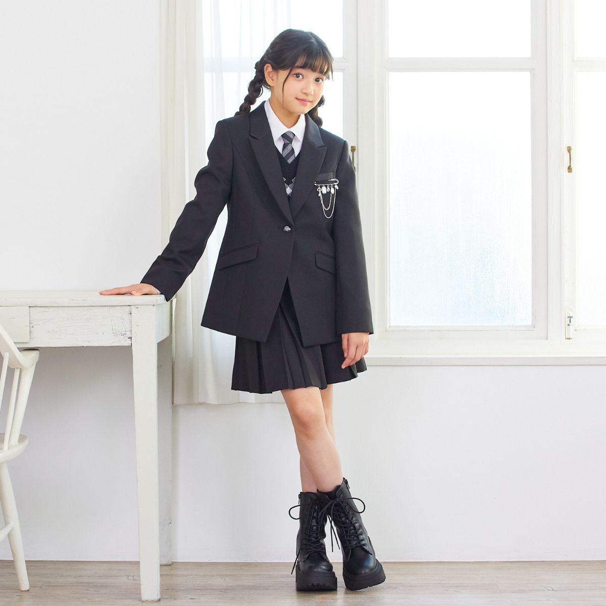 楽天市場】再入荷未定！【セール 20％OFF】結婚式 卒業式 パンツスーツ