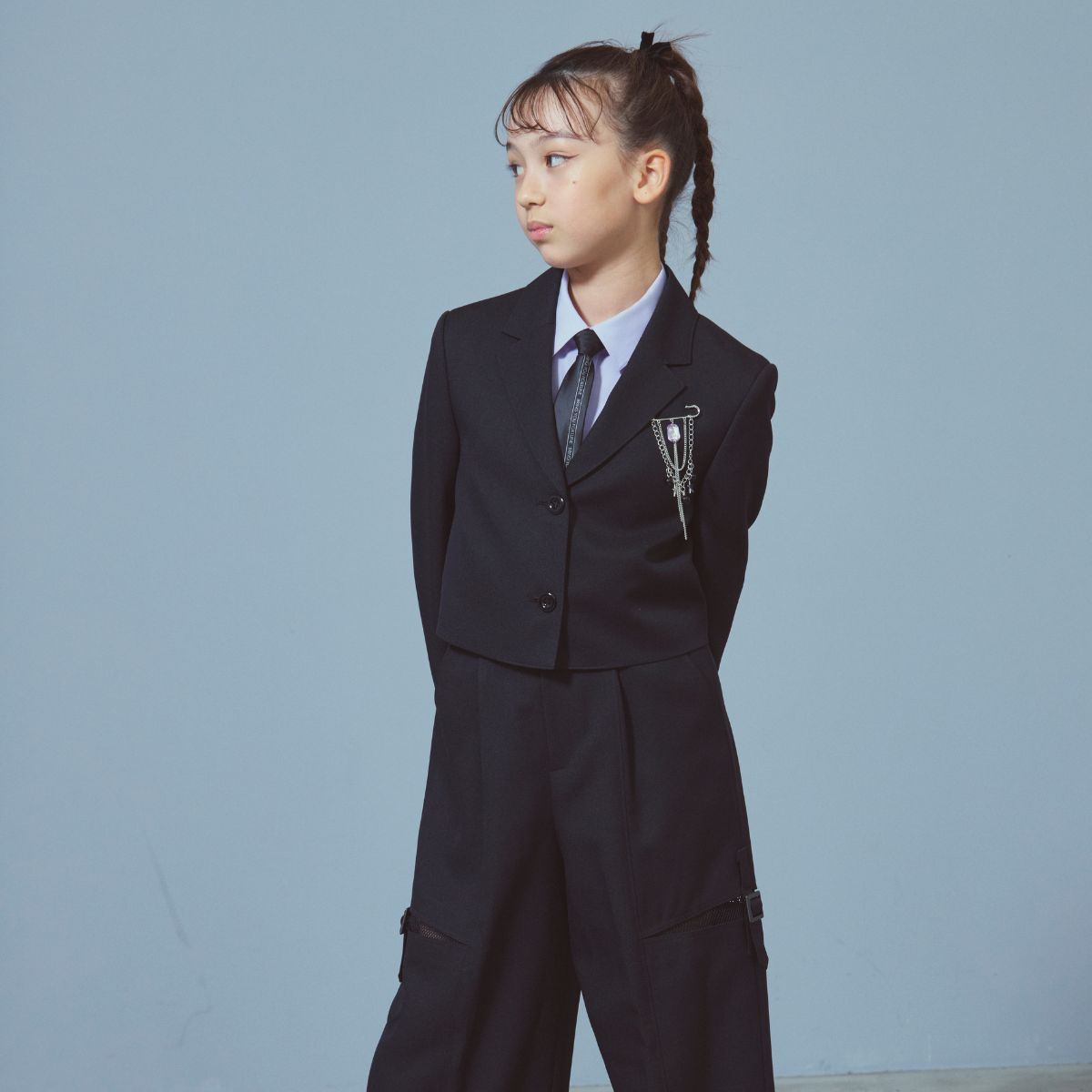 楽天市場】【26年！新作】卒業式 スーツ 女の子 小学生 卒服 8601-2500