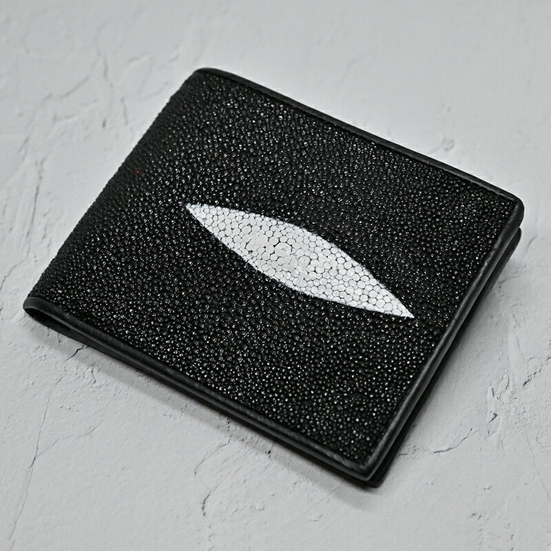 楽天市場】【100年使える海の宝石】スティングレイ 二つ折り財布