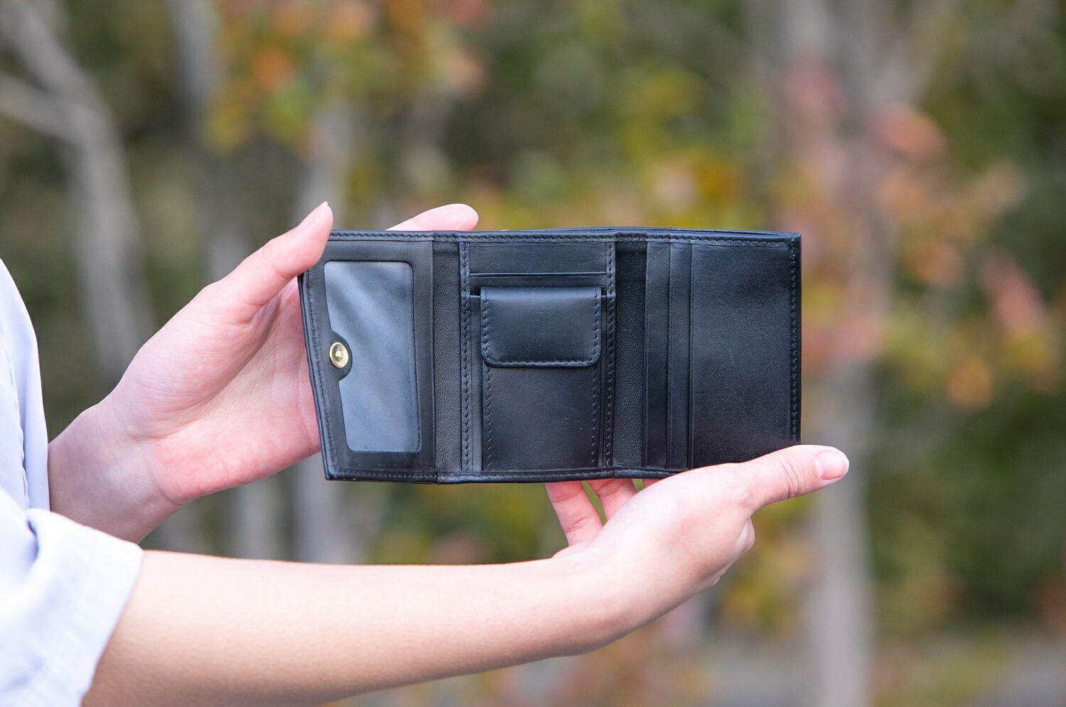 楽天市場】【本物クロコダイル】三つ折り財布 ブラック｜小さいのに