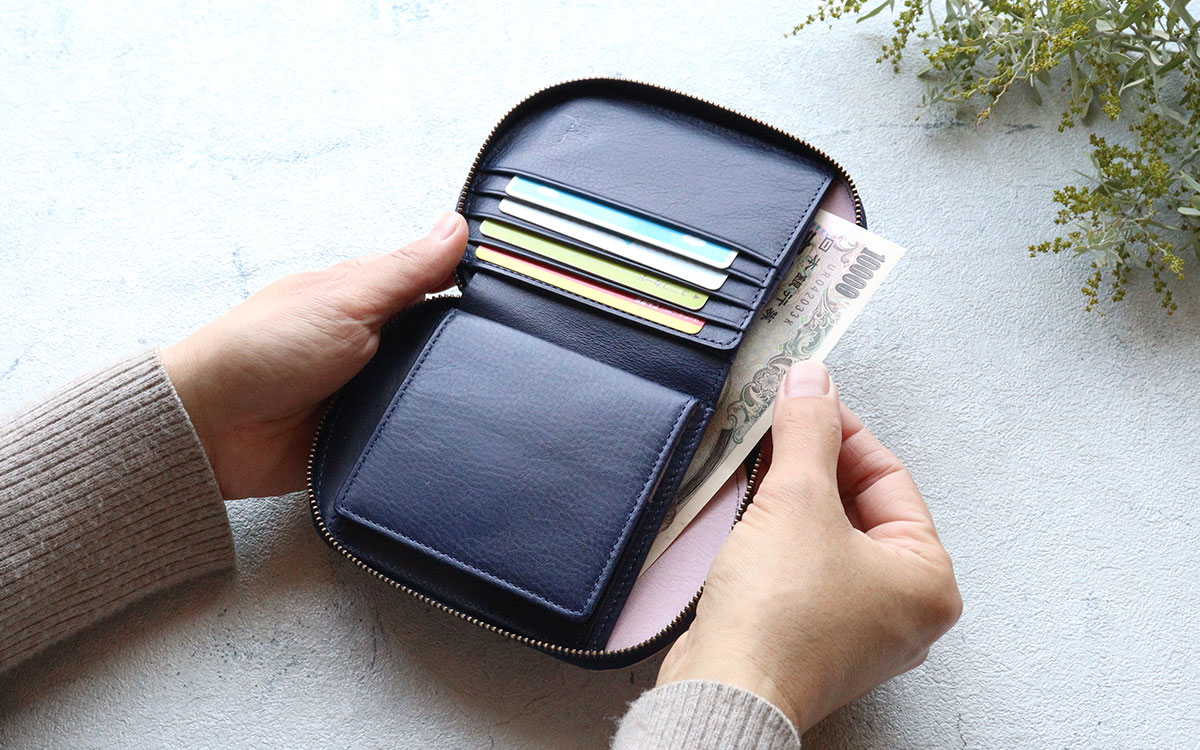 楽天市場】二つ折り財布 ラウンドファスナー ボックス型小銭入れ