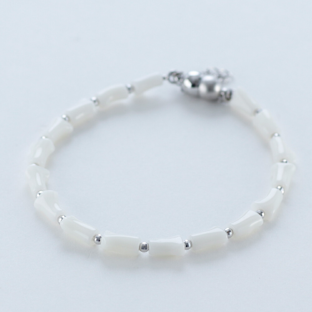 楽天市場】≪1年保証付き≫ 純白！白珊瑚＜枝＞K14ホワイトゴールド