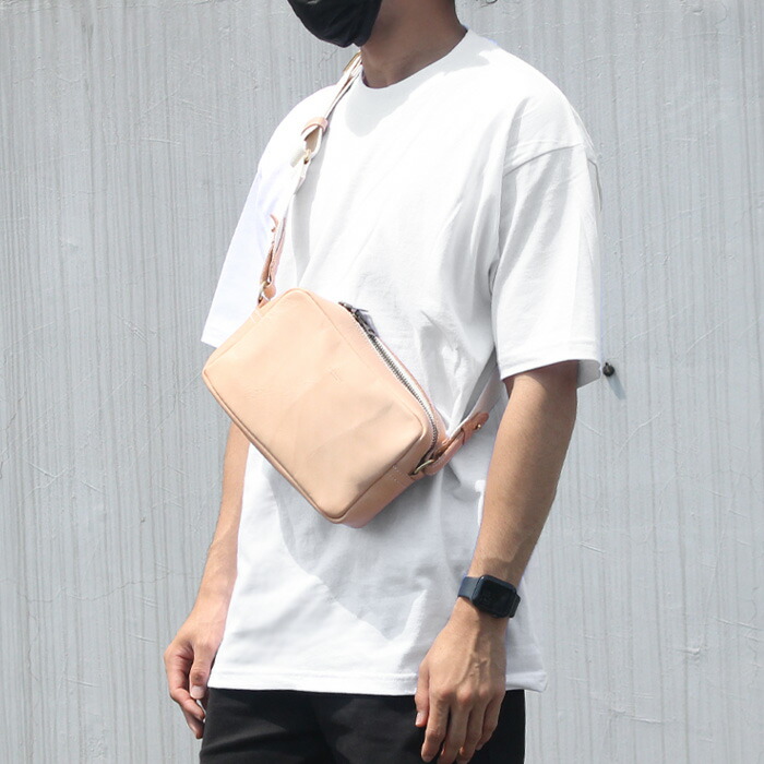 楽天市場】栃木レザー ホーウィン風 ボディバッグ ショルダーバッグ