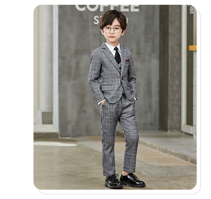 楽天市場】キッズスーツ 子供服 フォーマルスーツ 3点セット 4点セット
