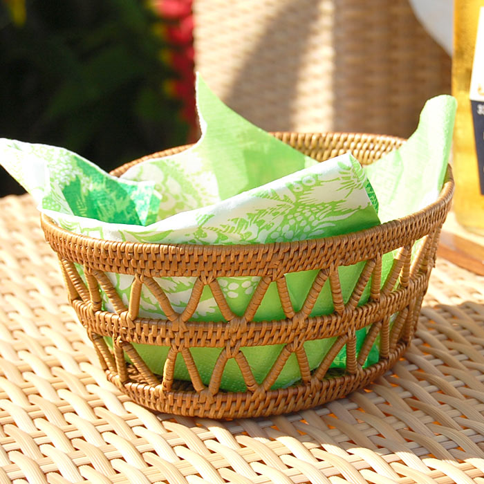 楽天市場】アタで編まれた楕円形の アジアン ラティスバスケット 小物