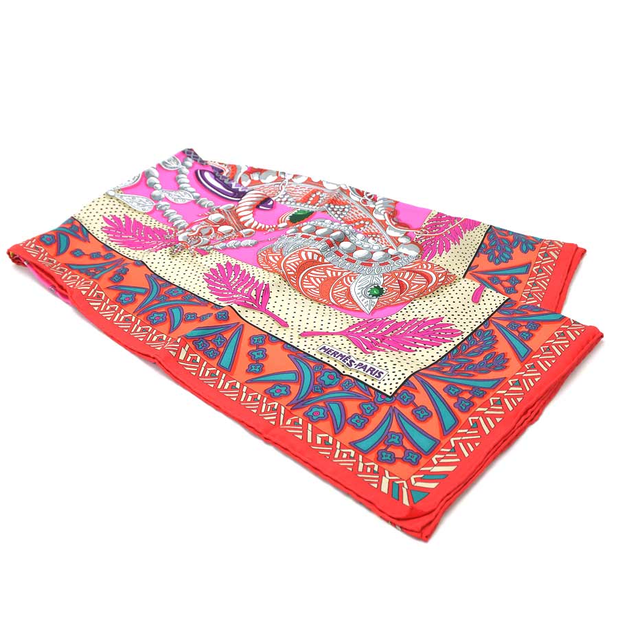 楽天市場】【美品】エルメス HERMES スカーフ カレ90 ZENOBIE REINE DE