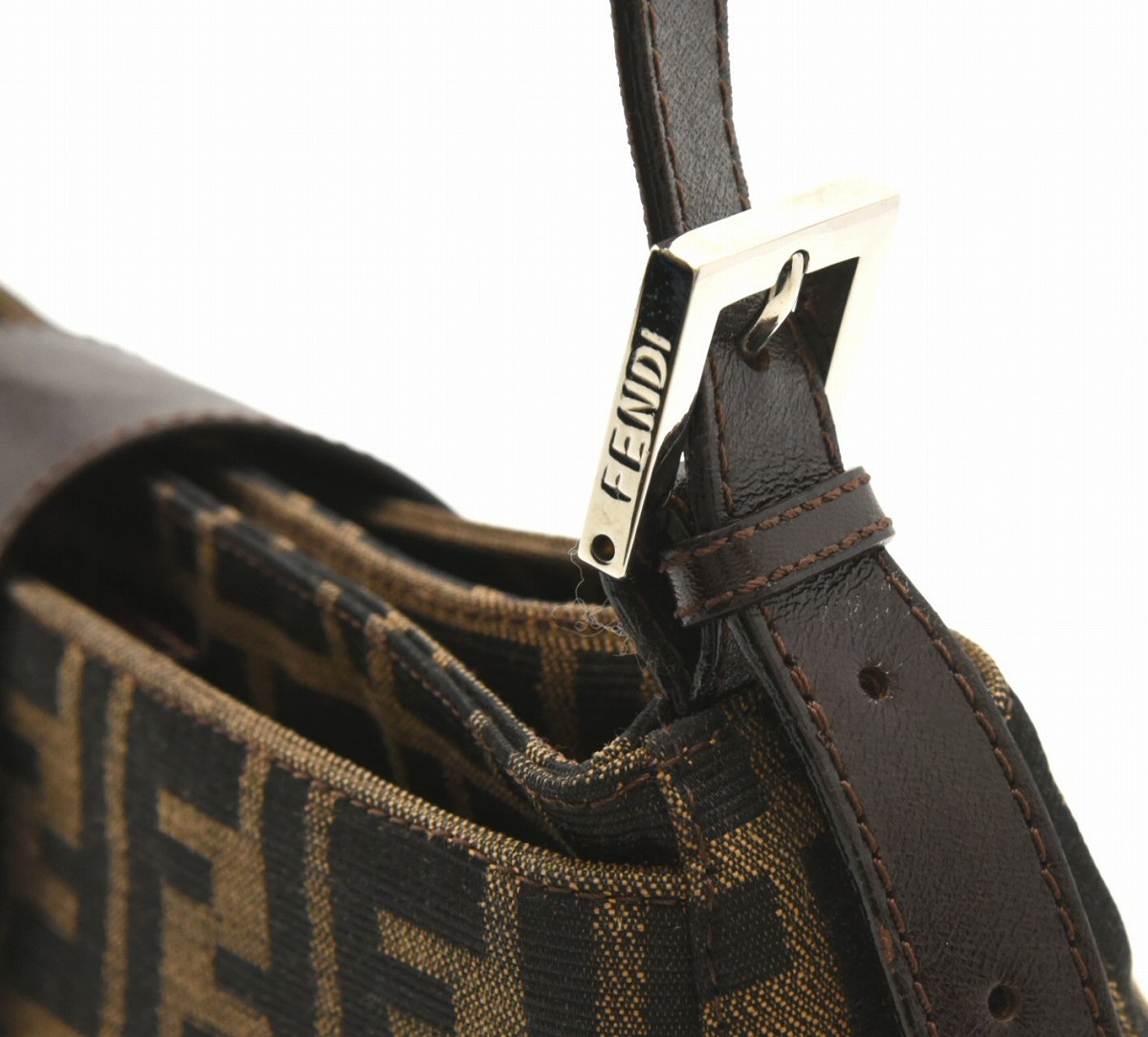 楽天市場】【バッグ】FENDI フェンディ ズッカ柄 セミショルダー ワン