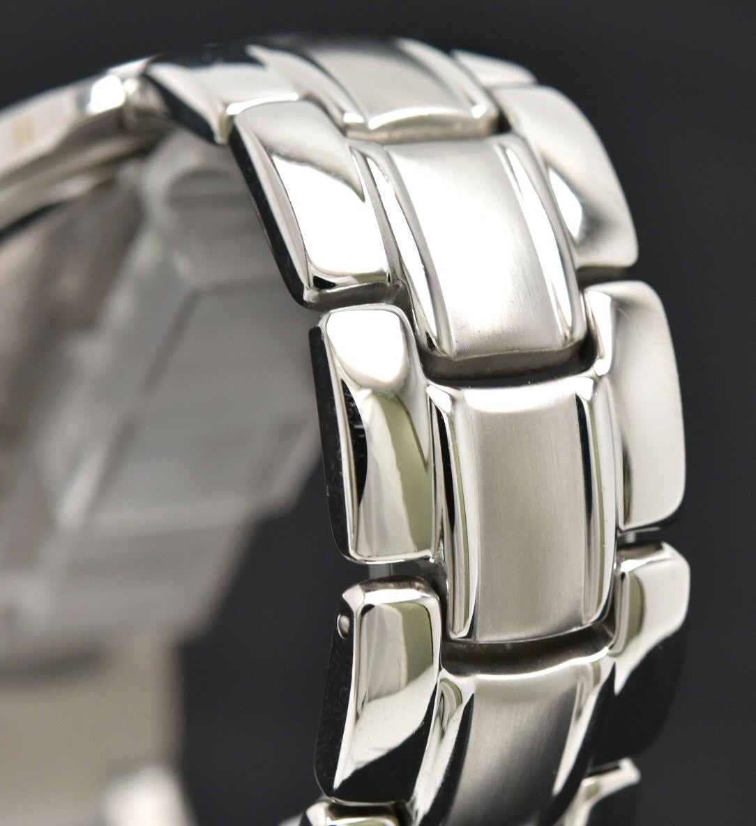 楽天市場】【ウォッチ】FENDI フェンディ オロロジ デイト ピンク文字