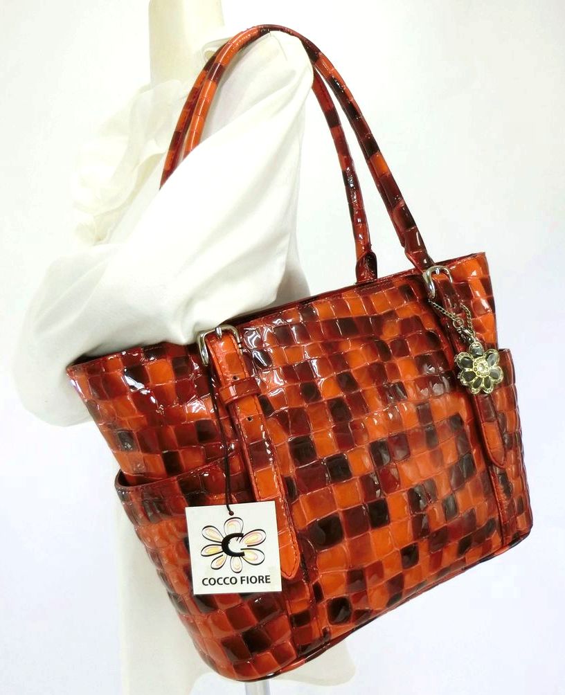 楽天市場】COCCO FIORE・コッコフィオーレ 本革 エナメルレザー