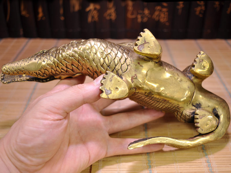 楽天市場】鰐（ワニ）の置物 銅製 魔除け・招財鎮宅 : 中国貿易CTC