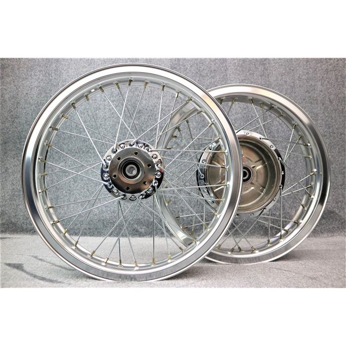 楽天市場】GS400 スポーク ホイール Hリム 銀 前後セット ワイド