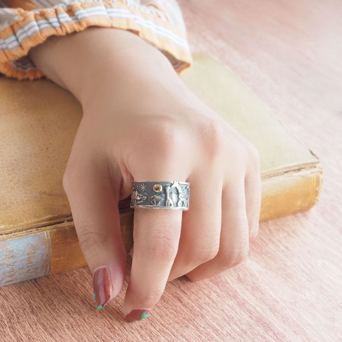 楽天市場】moge（モゲ） シルバーアクセサリー 月の思い出 —キリン