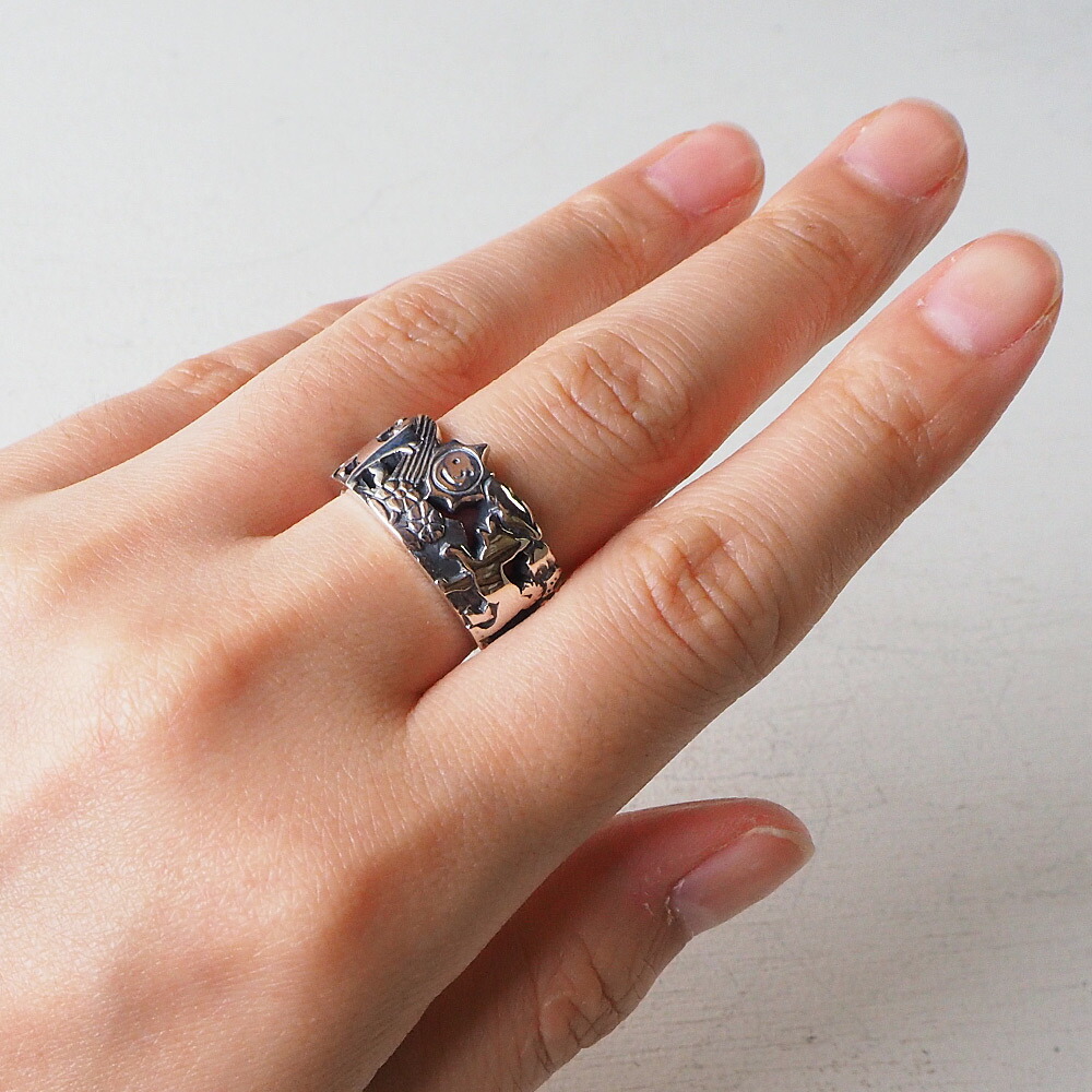 楽天市場】moge（モゲ） 手作りシルバーアクセサリー 太陽と虹とワンコ