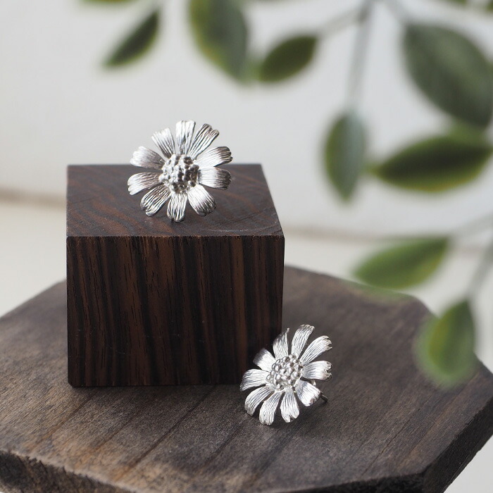 楽天市場】sasakihitomi（ササキヒトミ） マーガレットピアス シルバー